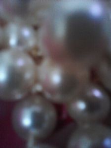 jones,julie-pearls
