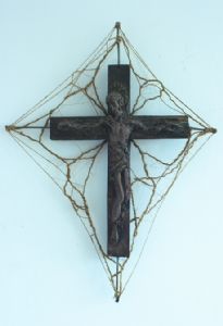 B- Crucifix 2