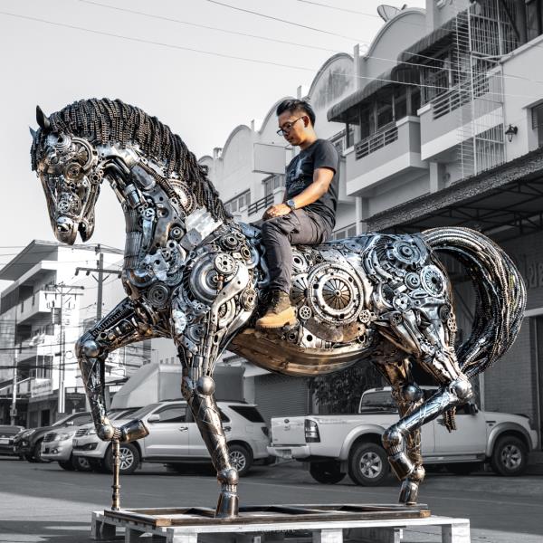 art,Mari9-Metal Horse scrap sculpture life size