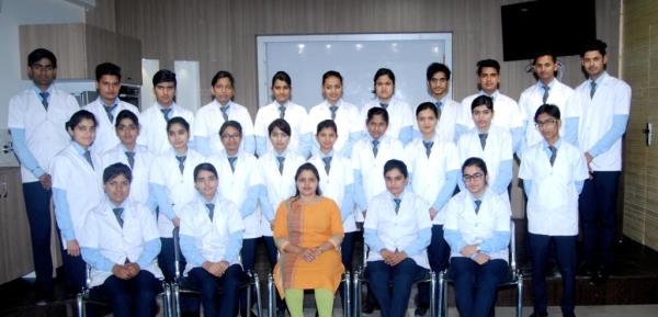 Institute,Cradle of Management-Paramedical Courses in Delhi