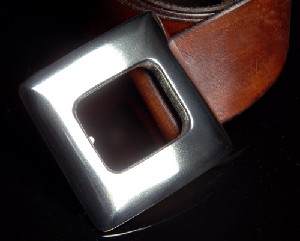 SQUARE PEEK-A-BOO -buckle- 925 STERLING SILVER by MASSIVESILVER